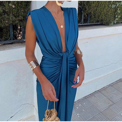 Maria ™ | Robe de fête avec décolleté profond