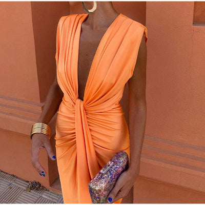 Maria ™ | Robe de fête avec décolleté profond