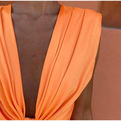 Maria ™ | Robe de fête avec décolleté profond