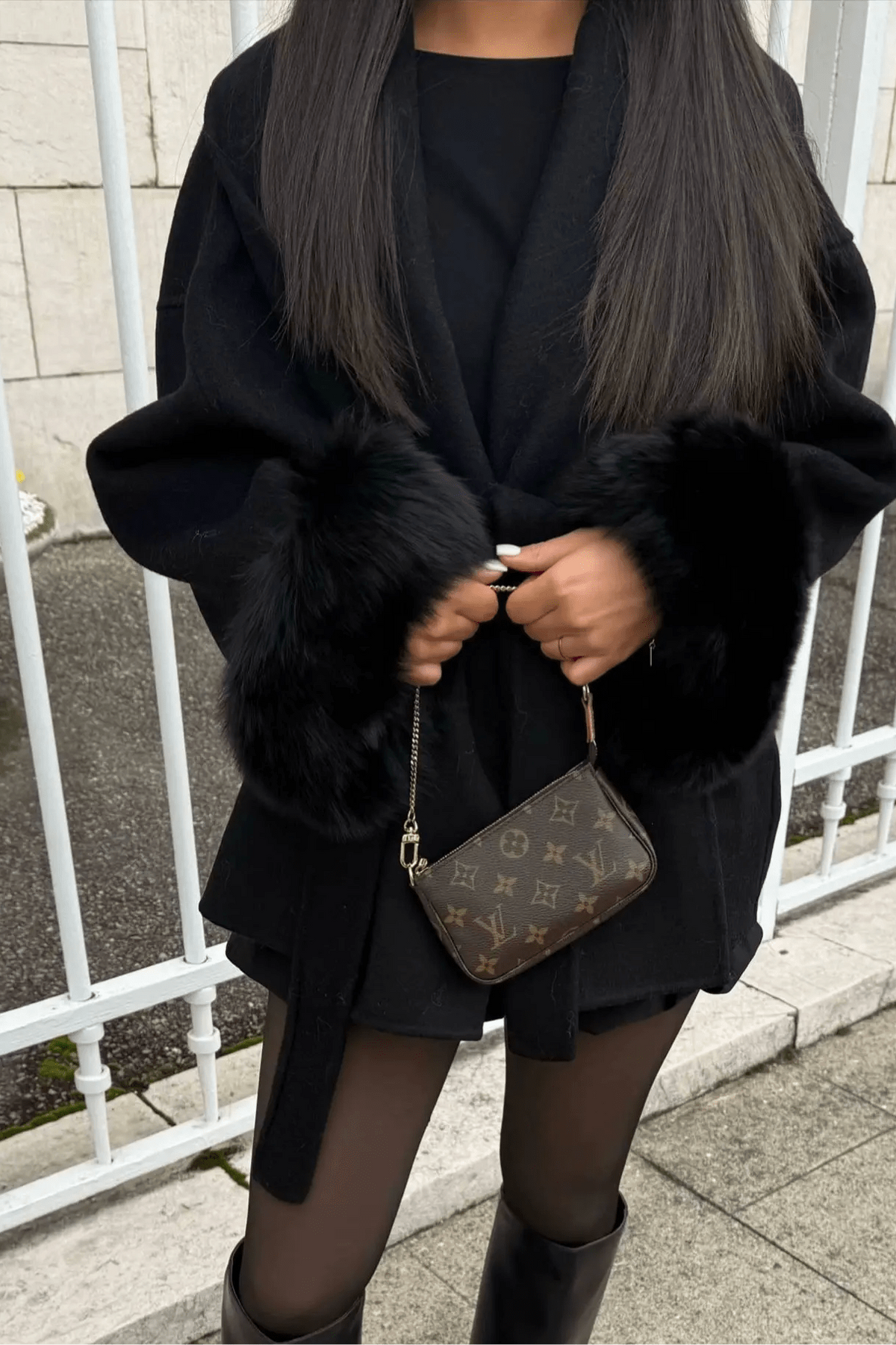 Grâce Arctique™ | Élégant manteau en laine pour femmes